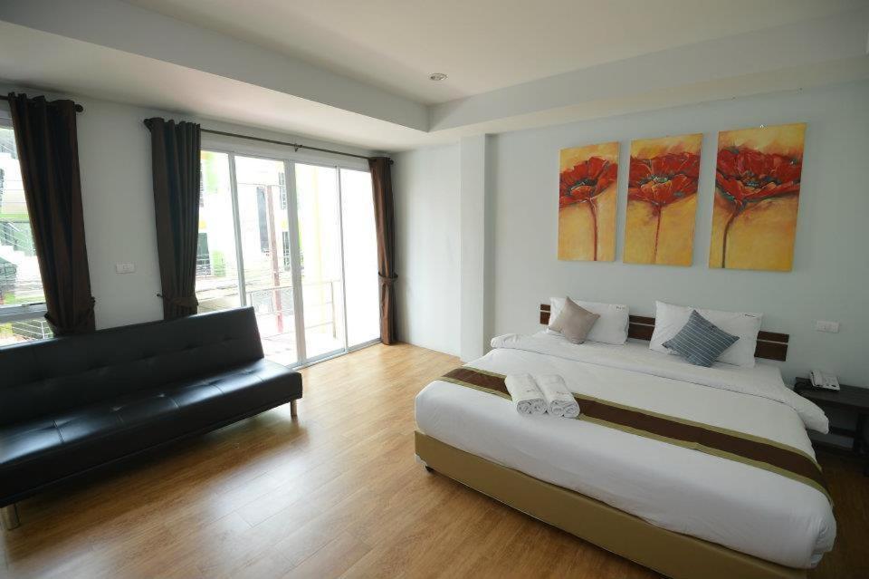 Pariya Boutique Khách sạn Patong